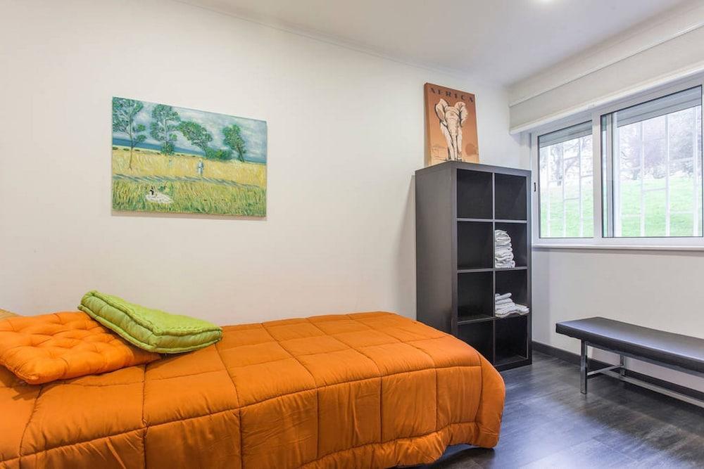 Appartamento 01 Nice Flat By Olivais Lisbona Esterno foto